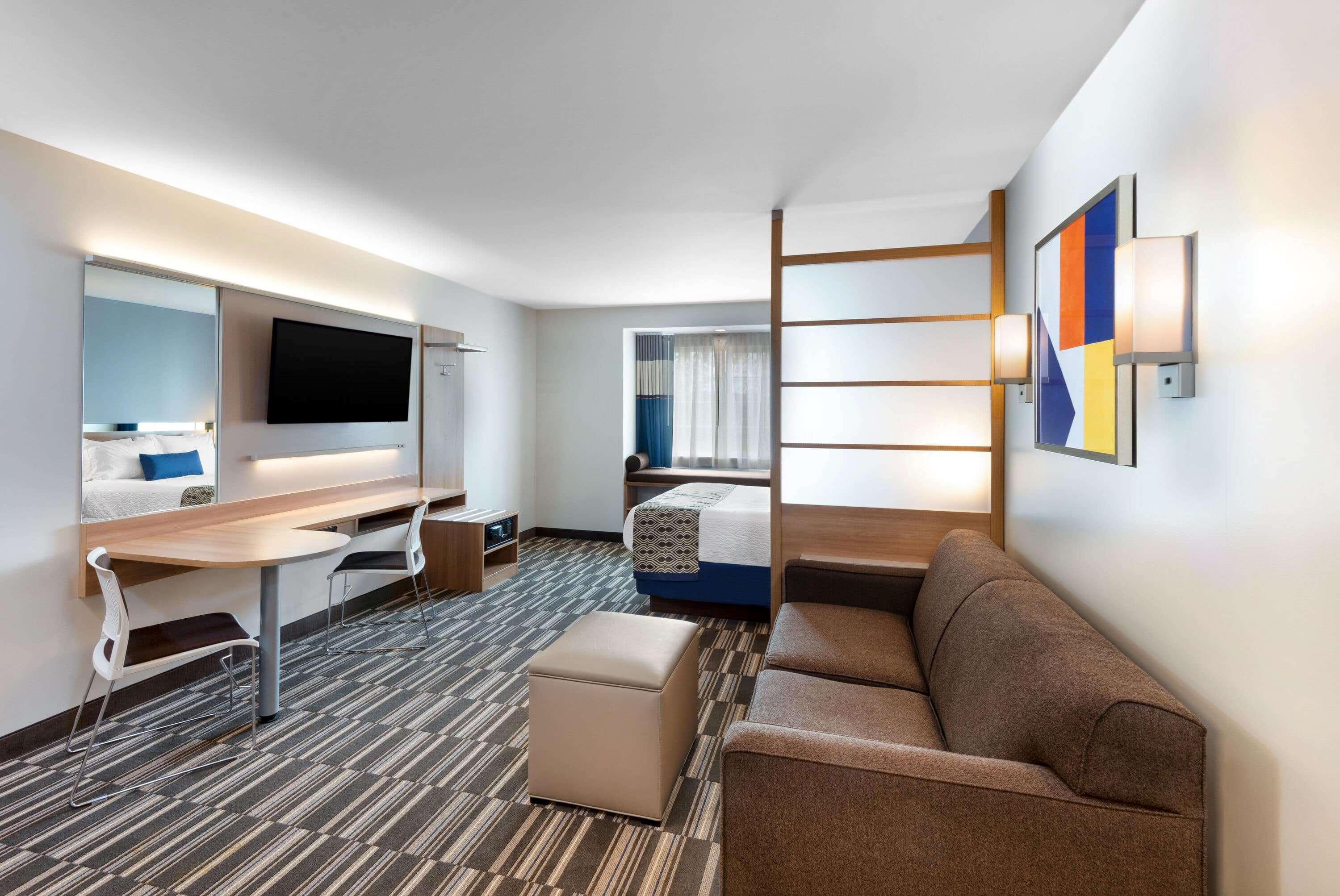 Microtel Inn & Suites By Wyndham Farmington Exterior photo