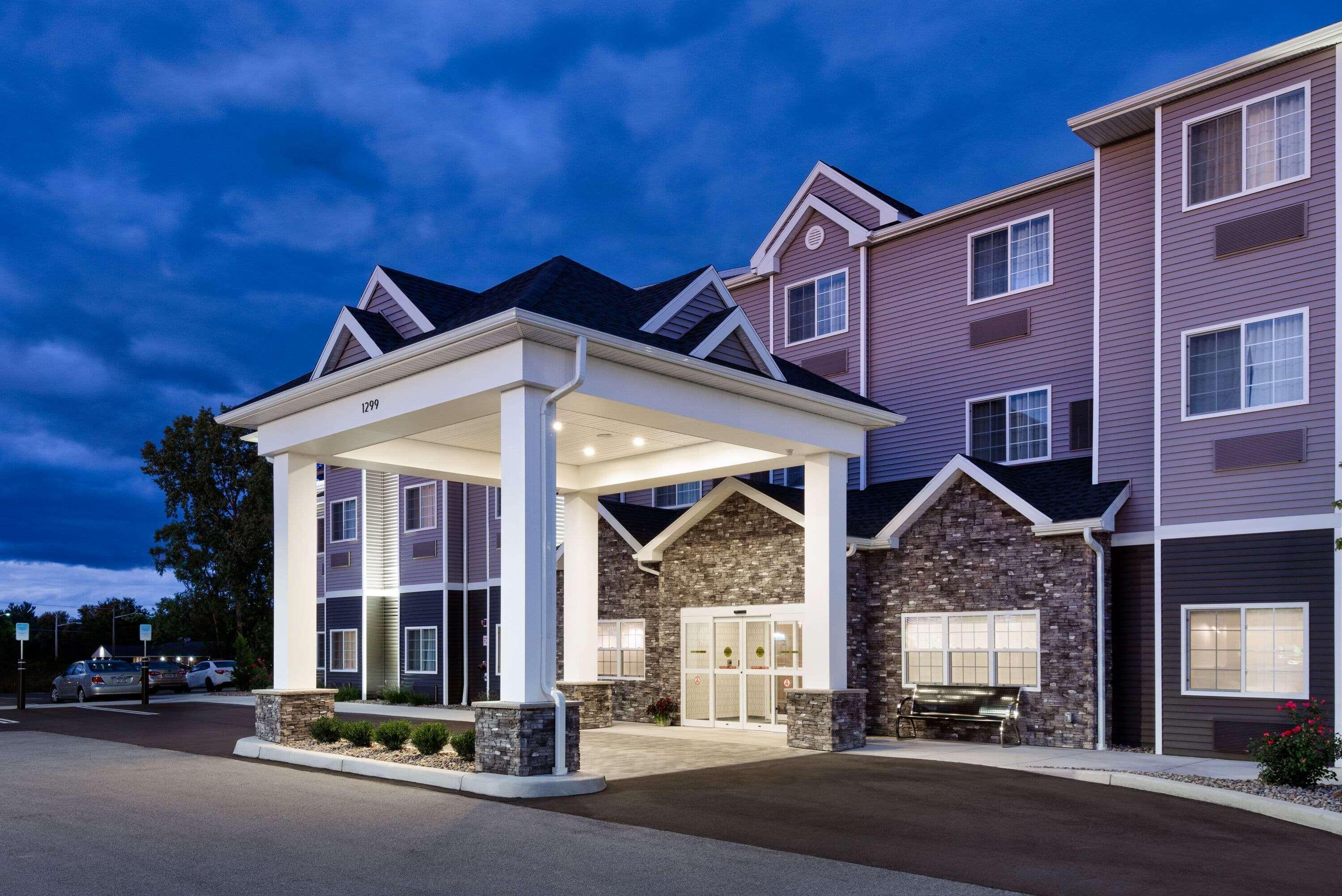 Microtel Inn & Suites By Wyndham Farmington Exterior photo