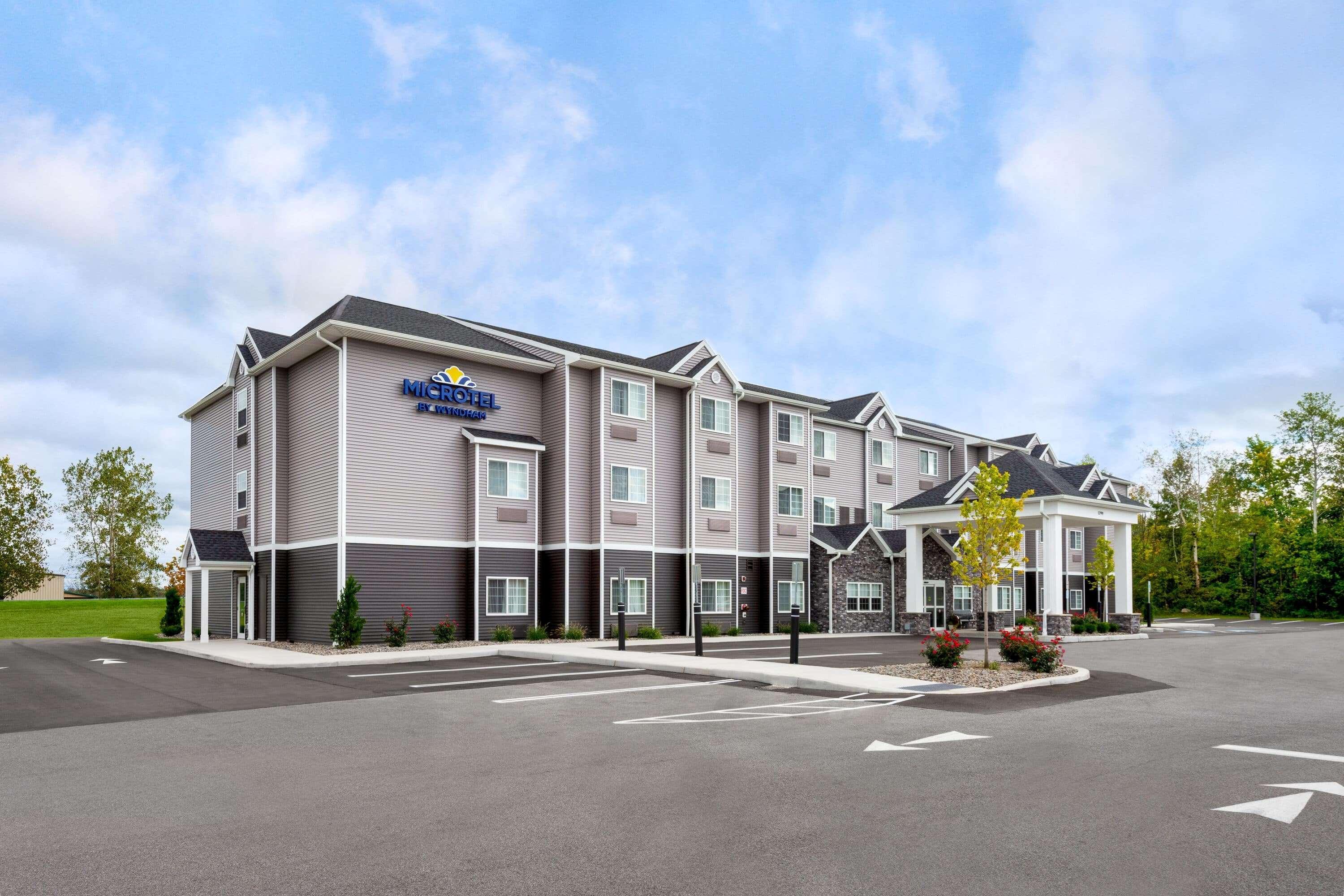 Microtel Inn & Suites By Wyndham Farmington Exterior photo